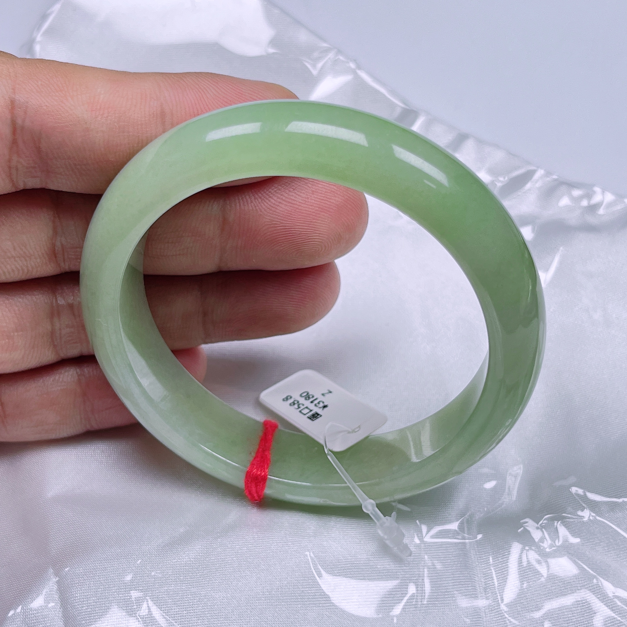 缅甸天然A货翡翠宽边果绿色手镯58.8圈口