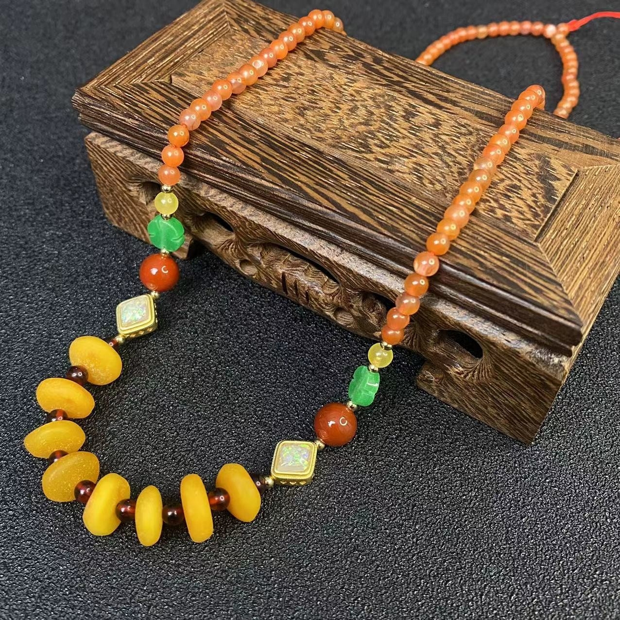 南红玛瑙气质饼子珠珠项链X6X合金