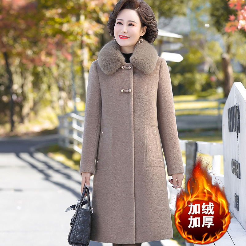 恒源祥彩羊妈妈秋冬装加绒加厚保暖水貂绒大衣中年女中长款毛呢