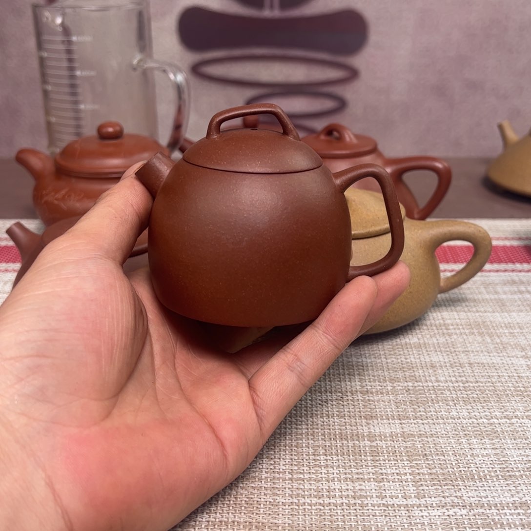 紫砂茶壶微瑕秦权