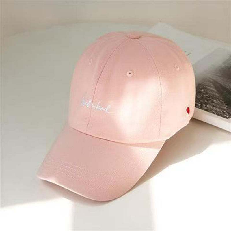 【皮气球】F125潮流情侣帽刺绣爱心棒球帽百搭洋气鸭舌帽遮太阳