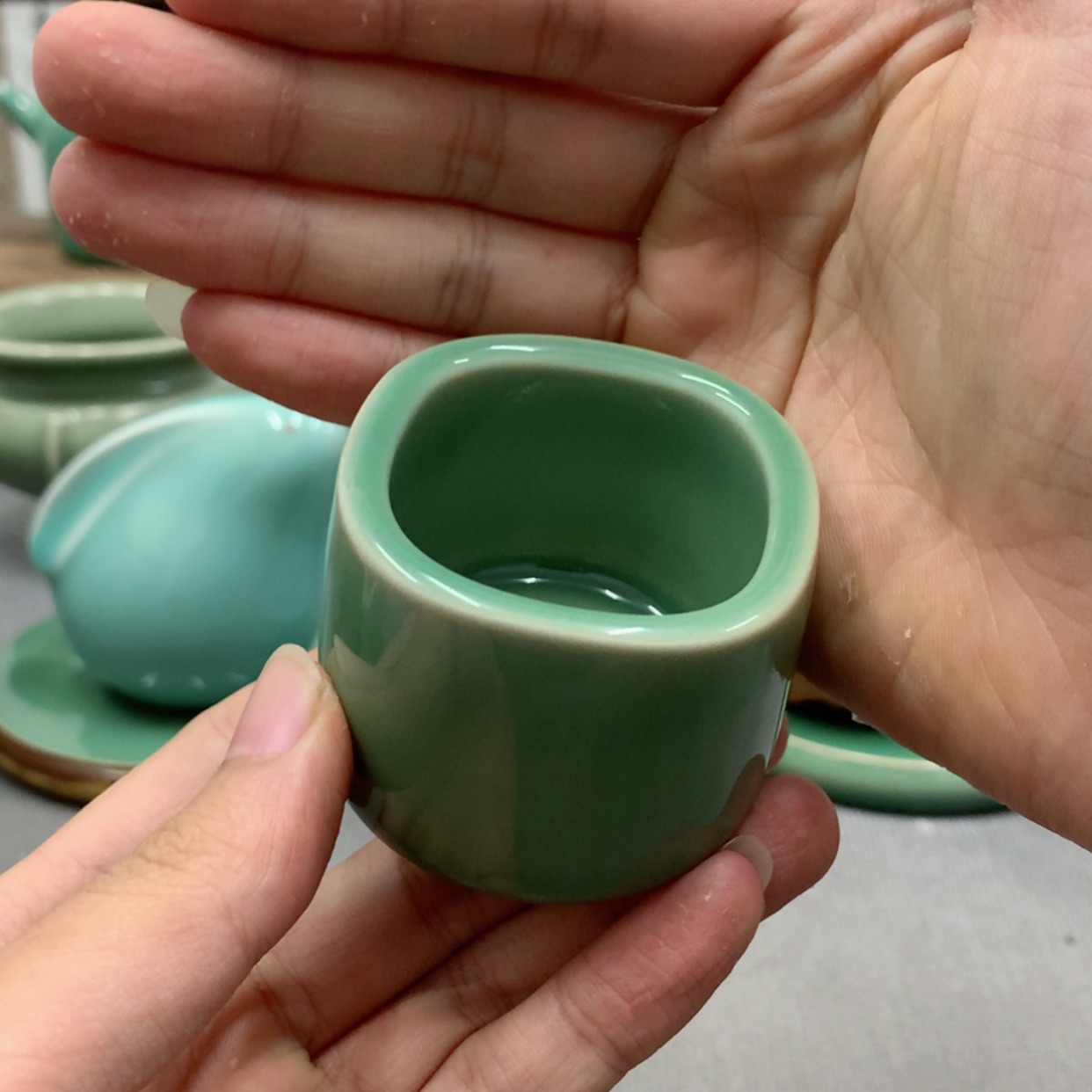 【闪购商品】青瓷微瑕Y*f65239