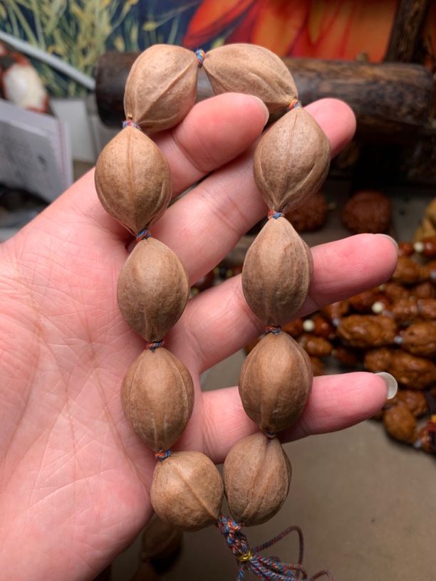 橄榄核雕铁核素串