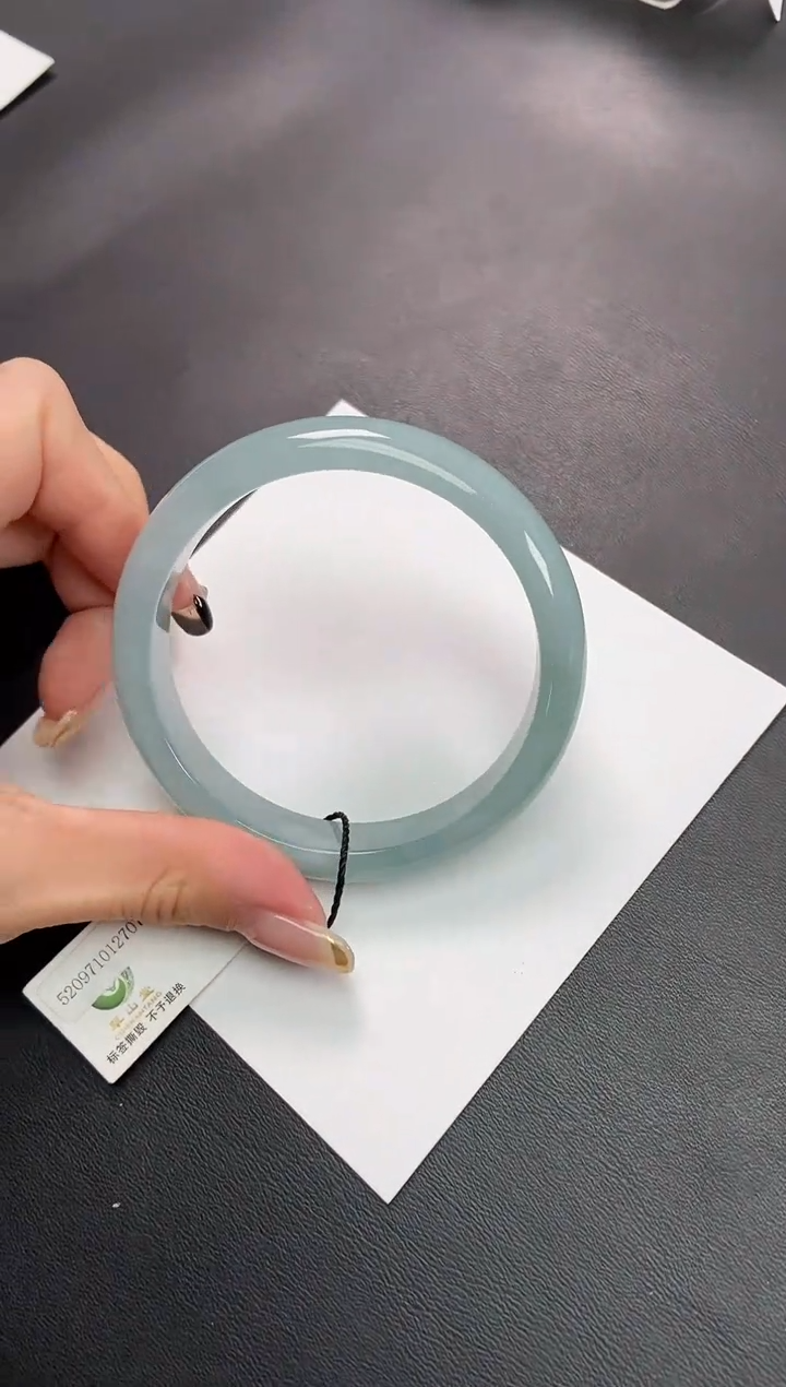 【闪购商品】翡翠手镯未镶嵌翡翠手镯