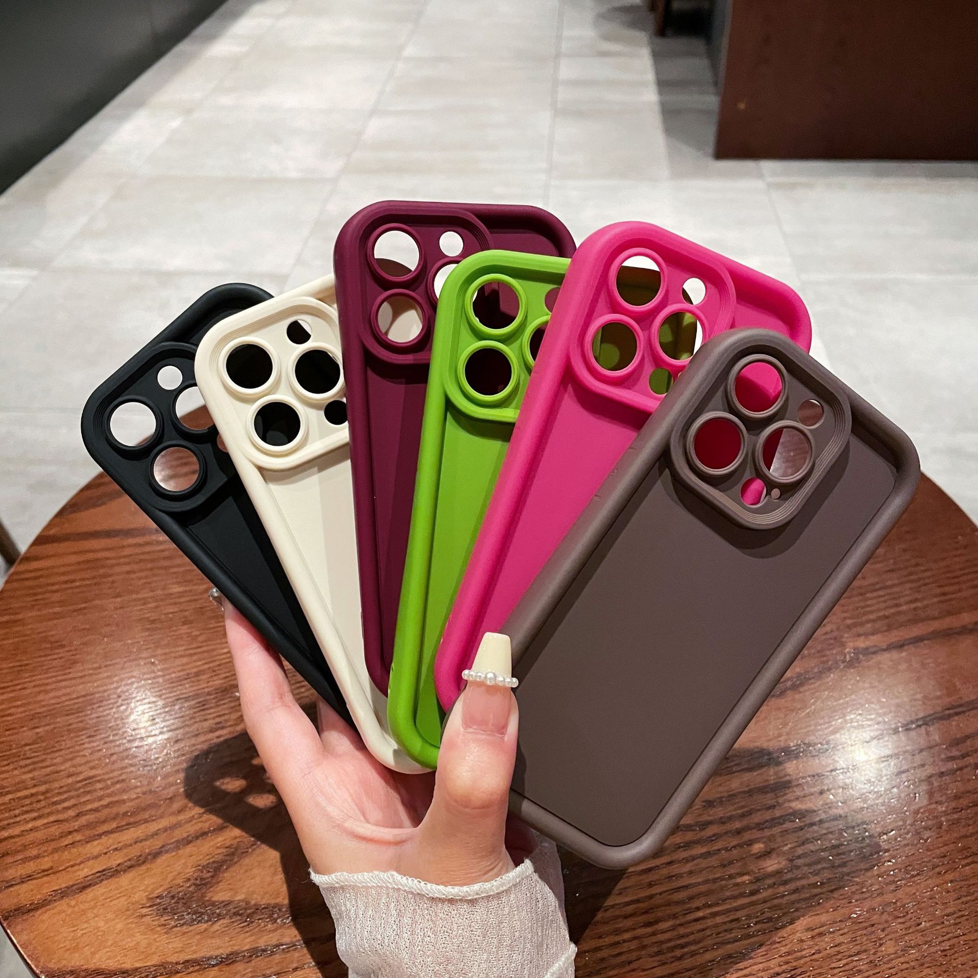 金刚砂玫红色适用iPhone15手机壳苹果14/13全包11纯色12pro肤感壳