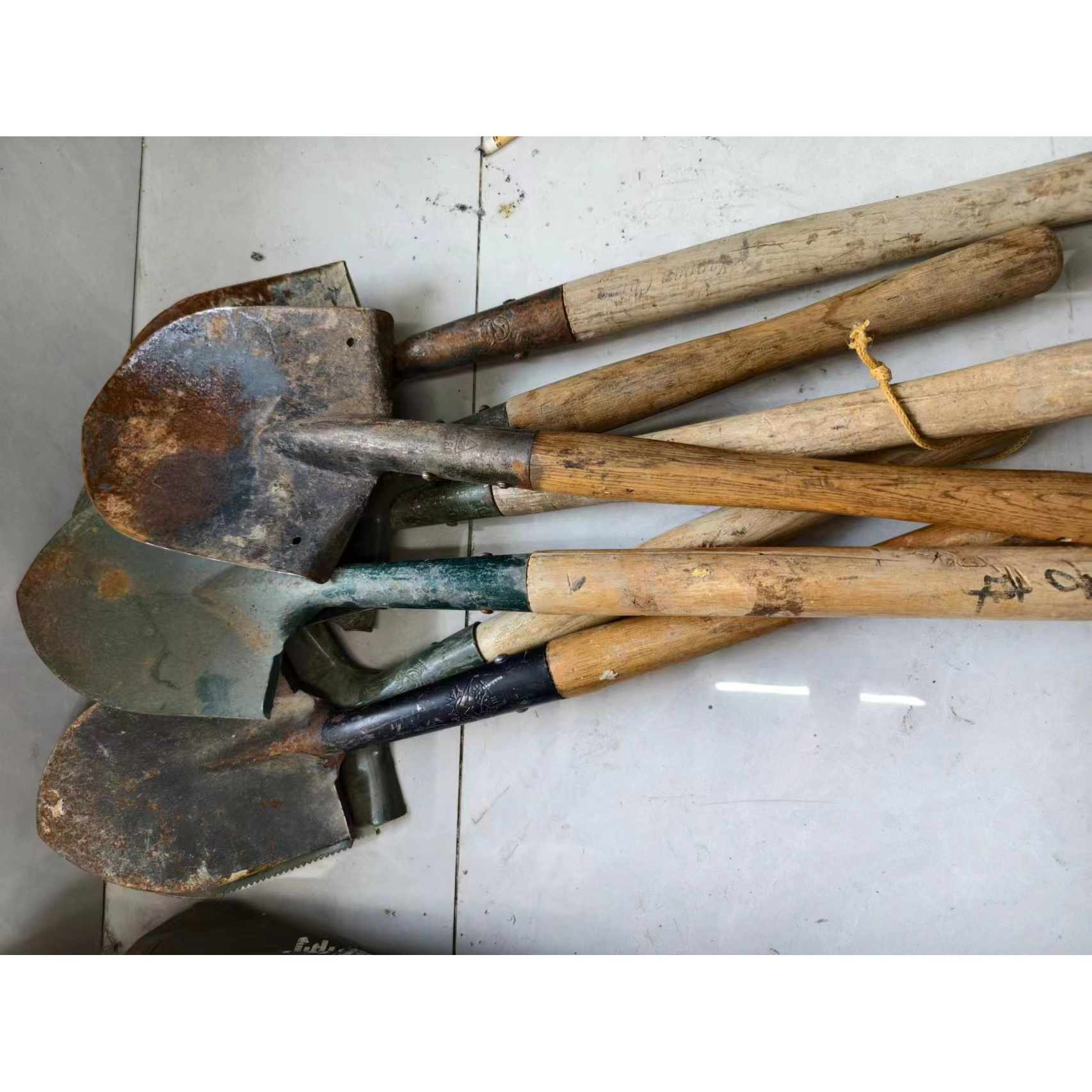 小锹老库存老锹处理