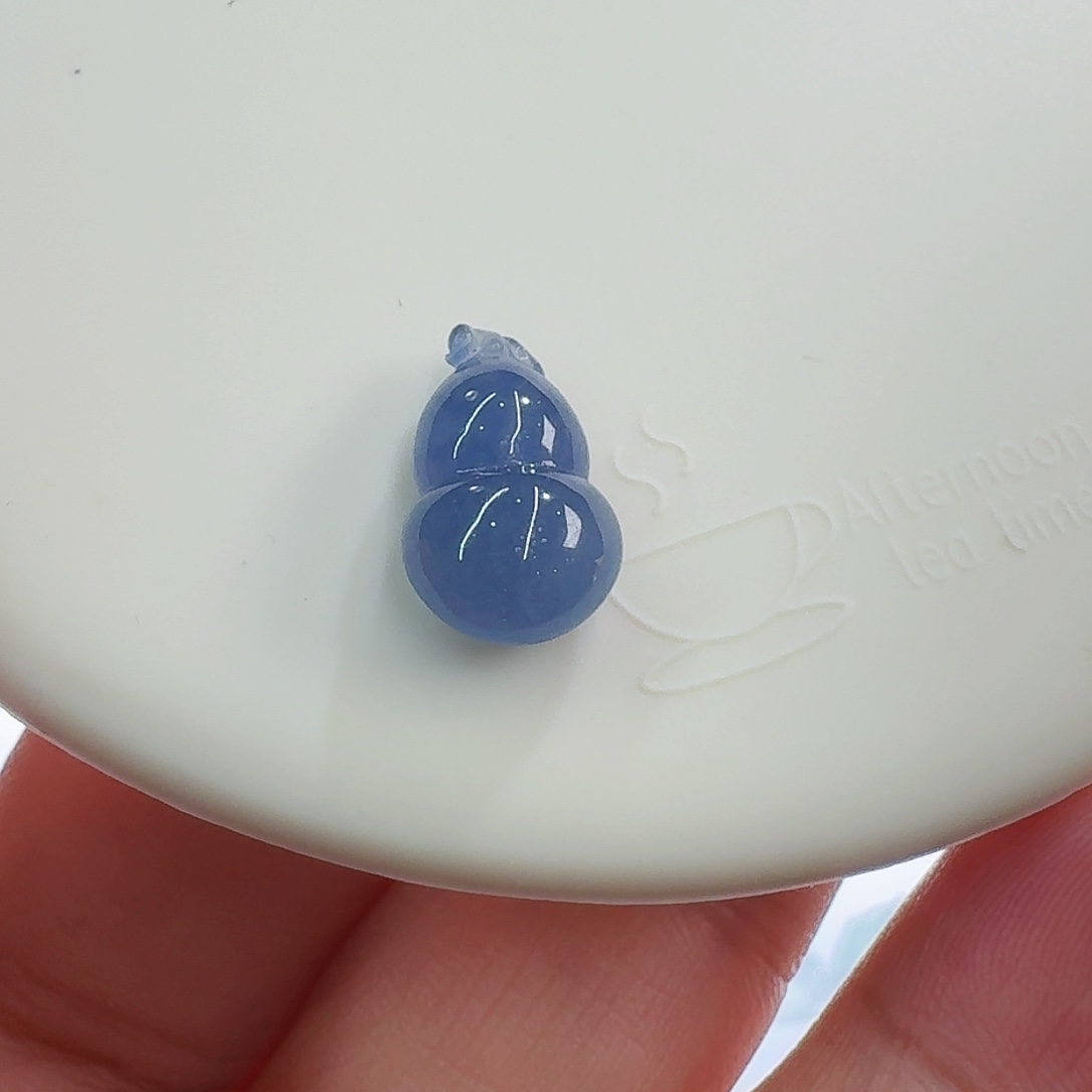 翡翠颈饰未镶嵌裸石