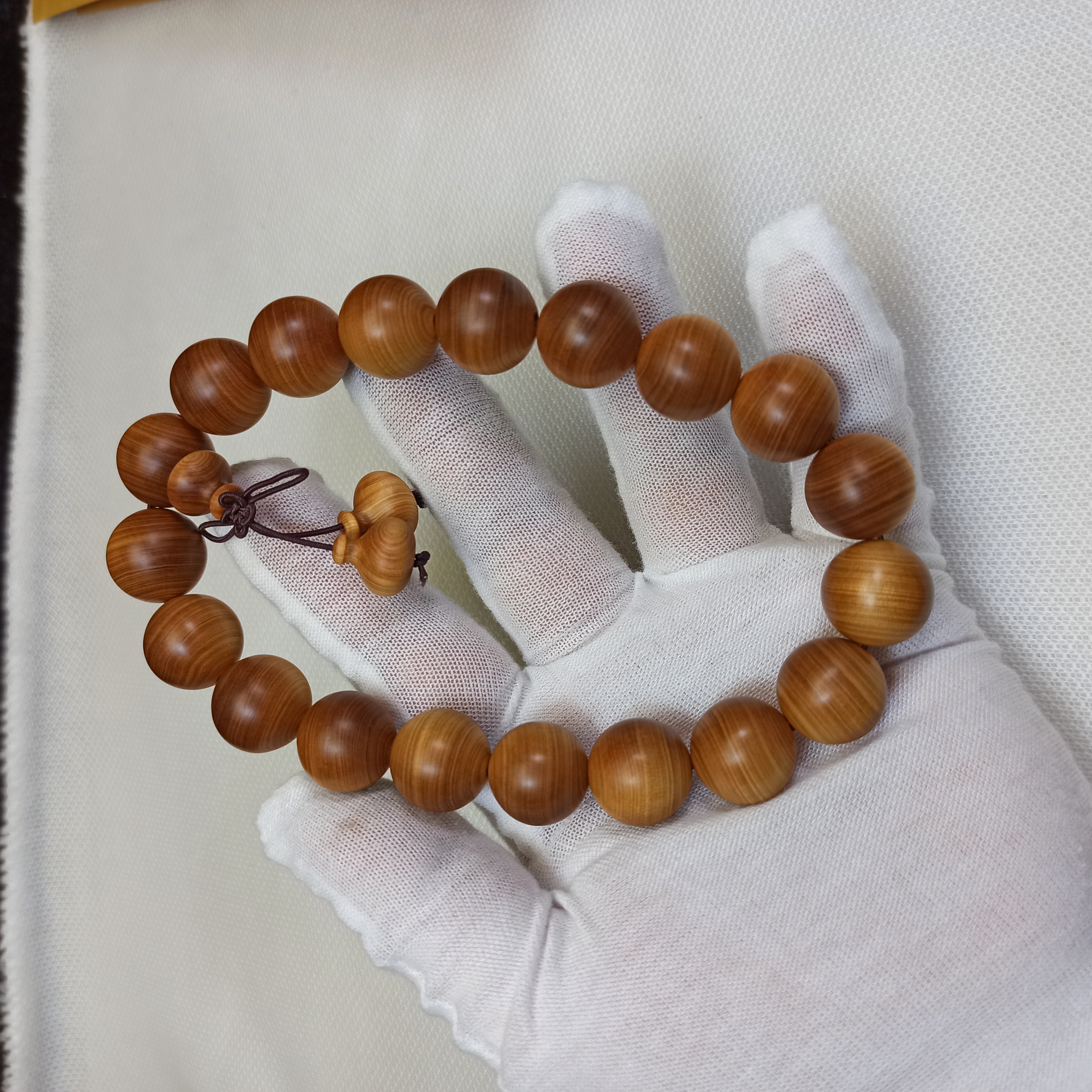  太行崖柏手持1.6cm崖柏陈化料手串