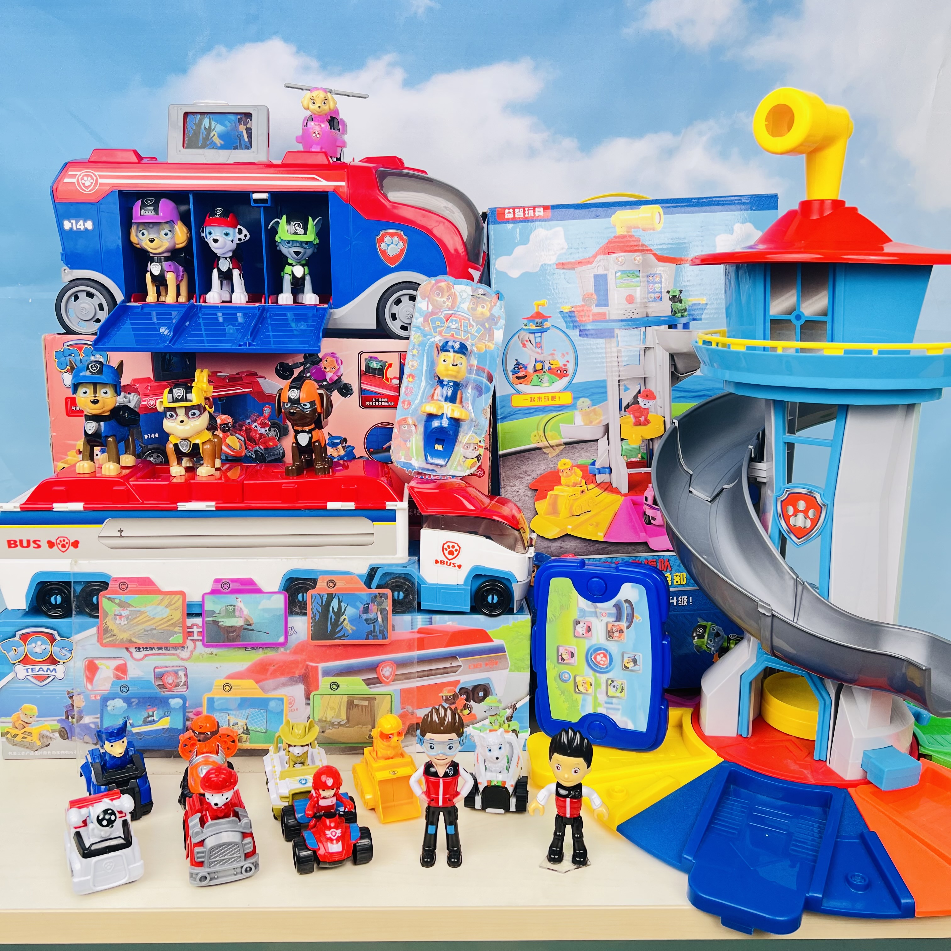 【新年欢乐全家桶】礼物玩具大礼包变形全身可拆卸狗瞭望塔巴士