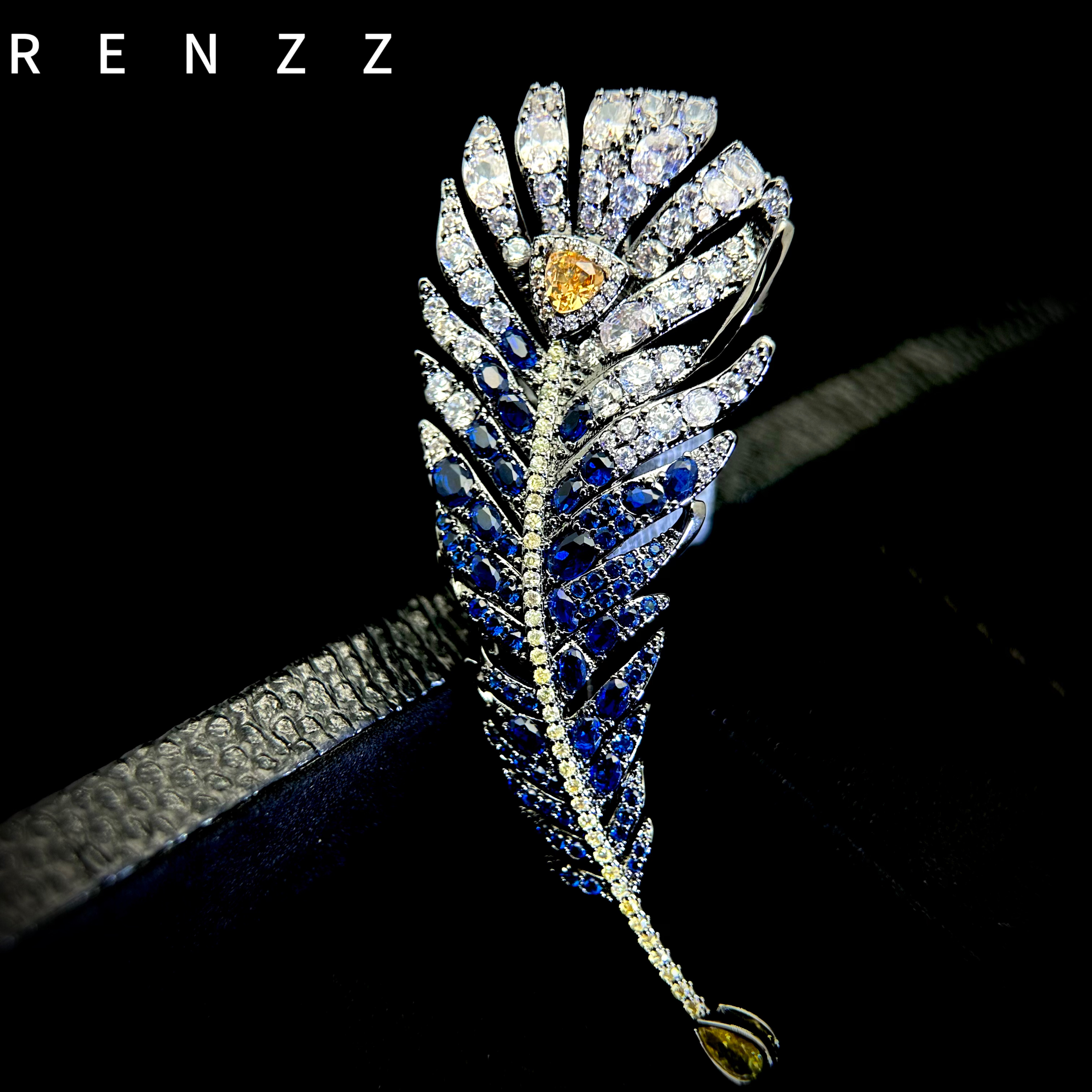 1880蓝色羽毛百搭胸针