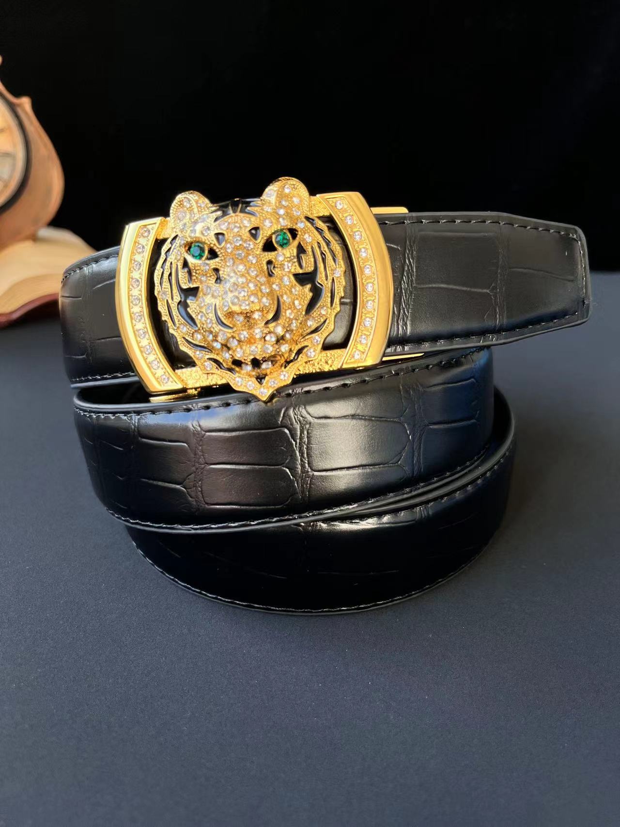 男士鳄鱼纹真皮腰带时尚百搭生肖老虎自动扣个性腰带