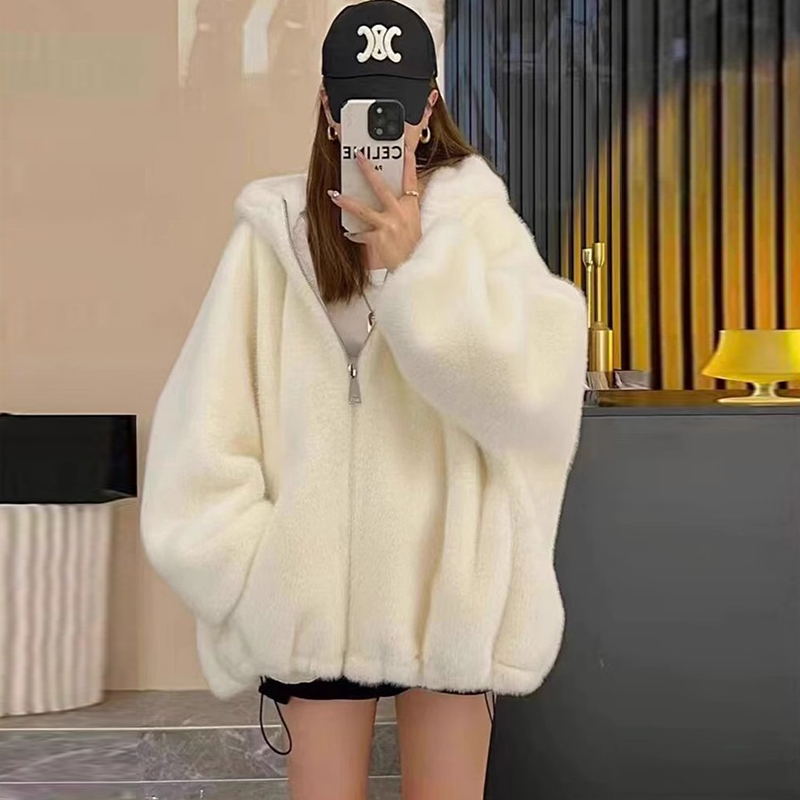 2023秋冬新仿水貂毛加厚短款兔毛大衣连帽环保羊羔毛绒外套女