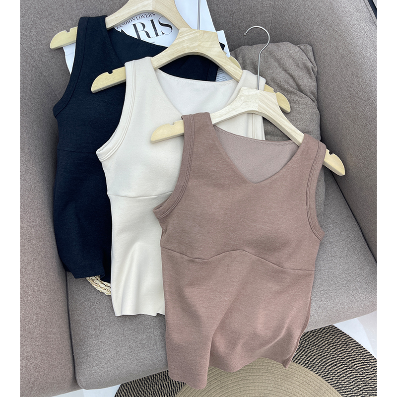 V领冬季保暖背心女可外穿内衣自带胸垫一体式内衣免穿文胸上衣女