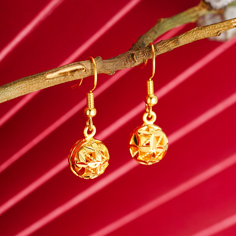 铜合金耳饰 【精美绣球耳勾】精美时尚  个性百搭女款耳饰