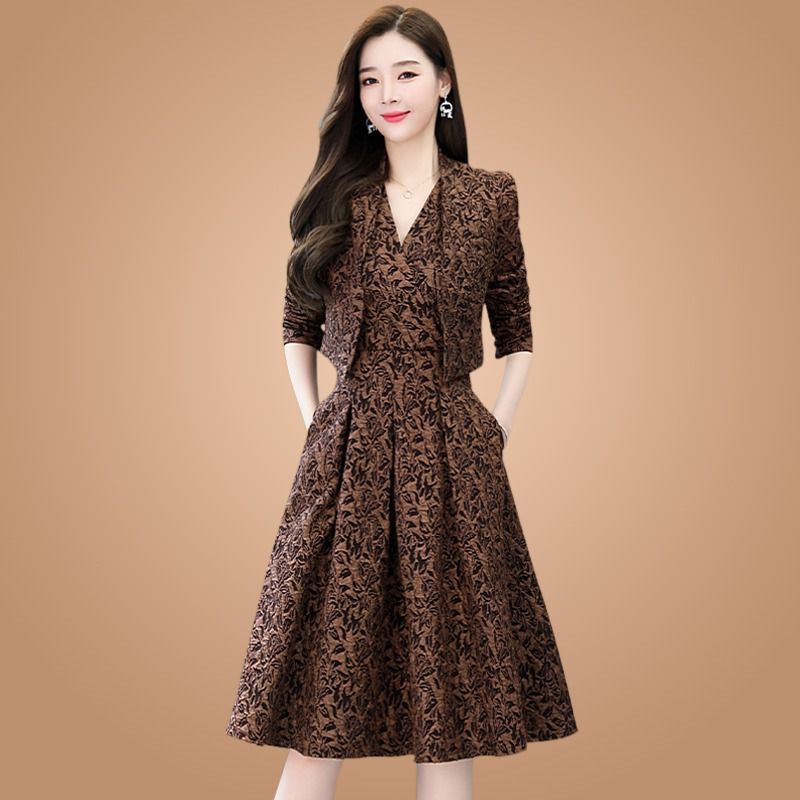 大码女装长袖连衣裙套装春秋新款时尚气质西装外套裙子洋气两件套