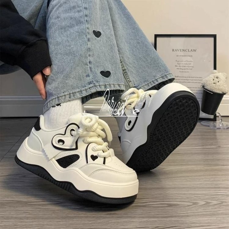 厚底小白鞋女低帮韩版休闲百搭小众复古ins潮秋冬季厚底板鞋港风