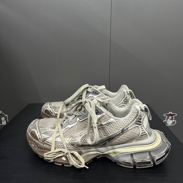 Balenciaga巴黎世家 3XL做旧泥染老爹鞋/43码/98/毒10229
