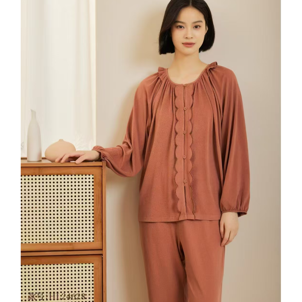 韩绿24秋冬德绒面料对开套装24628