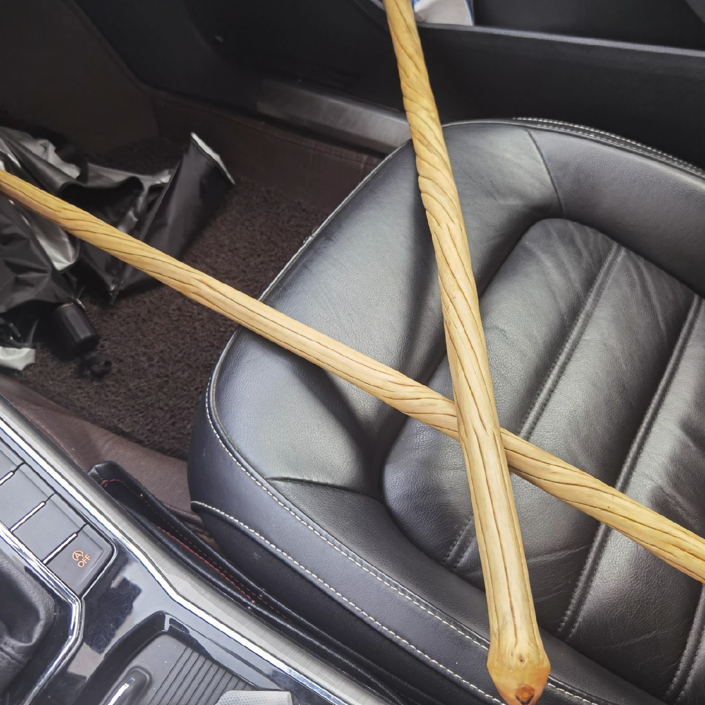 六道木鞭杆武术棍