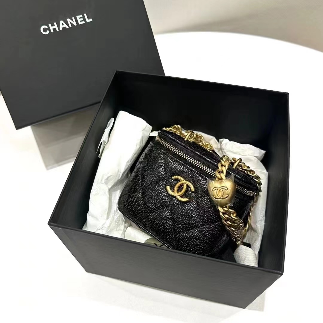 全新未使用  蓝总福利/Chanel 香奈儿/23P黑金 荔枝纹 爱心小盒子