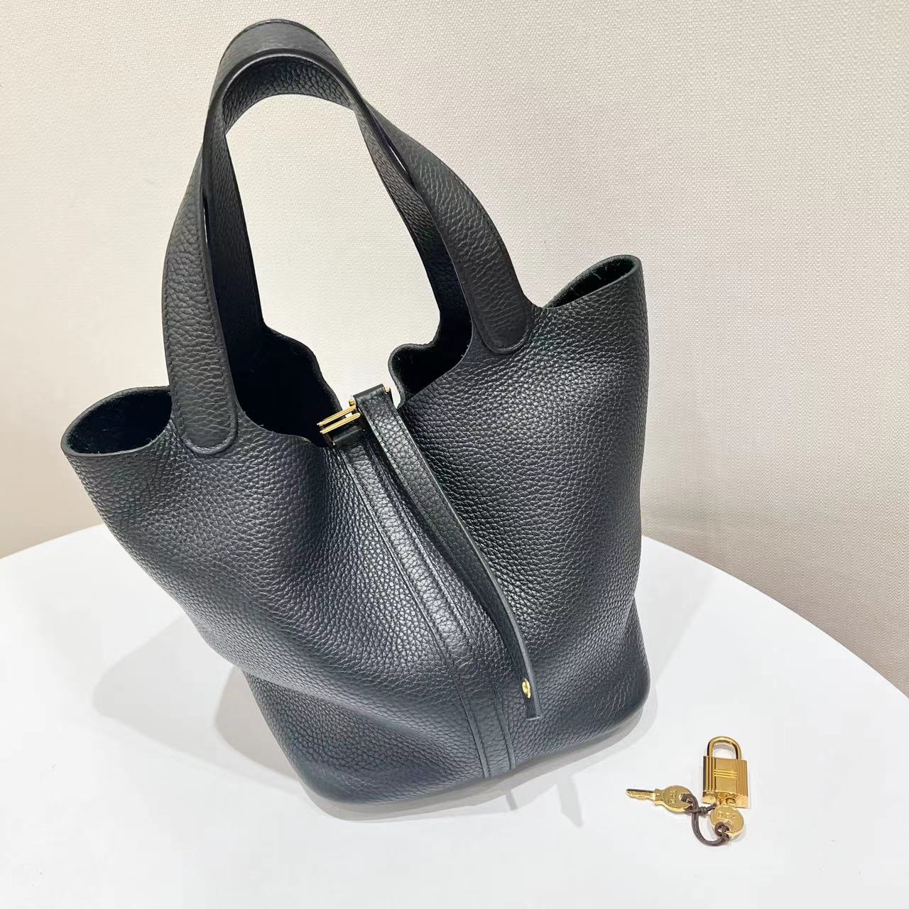 99新  蔚蓝/Hermes 爱马仕/黑金 菜篮子22 手提包/超难买