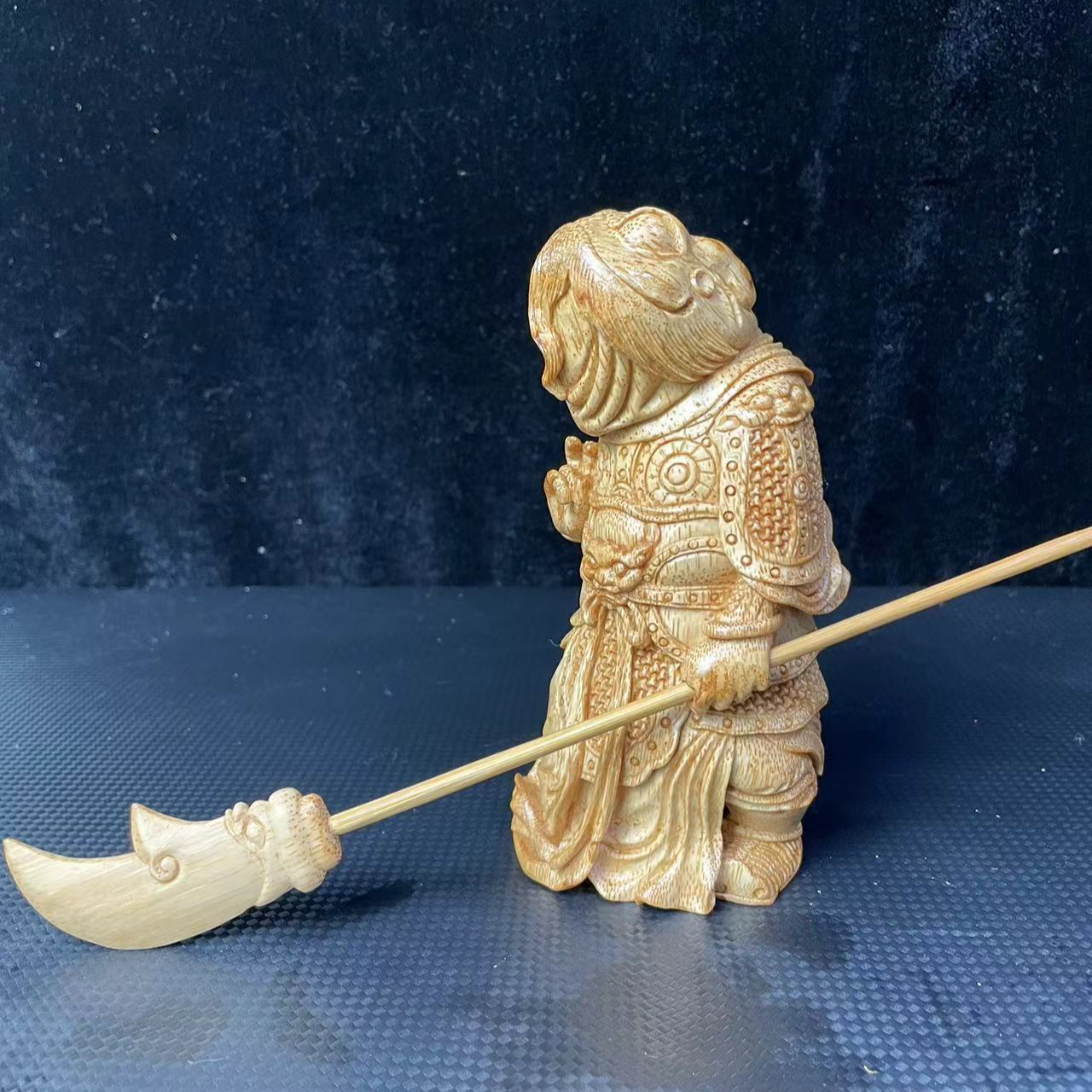 竹雕金蟾大将军非遗作品