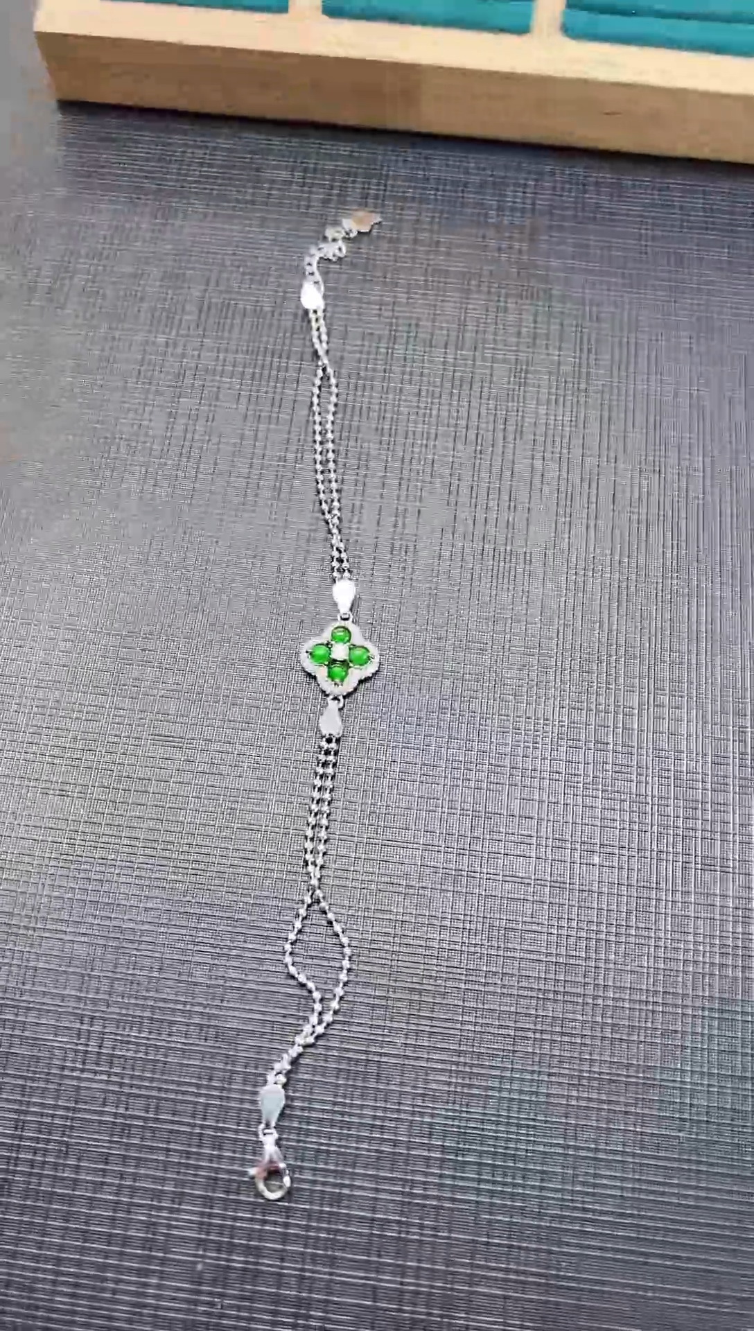 【闪购商品】翡翠手链银S925镶嵌翡翠手链