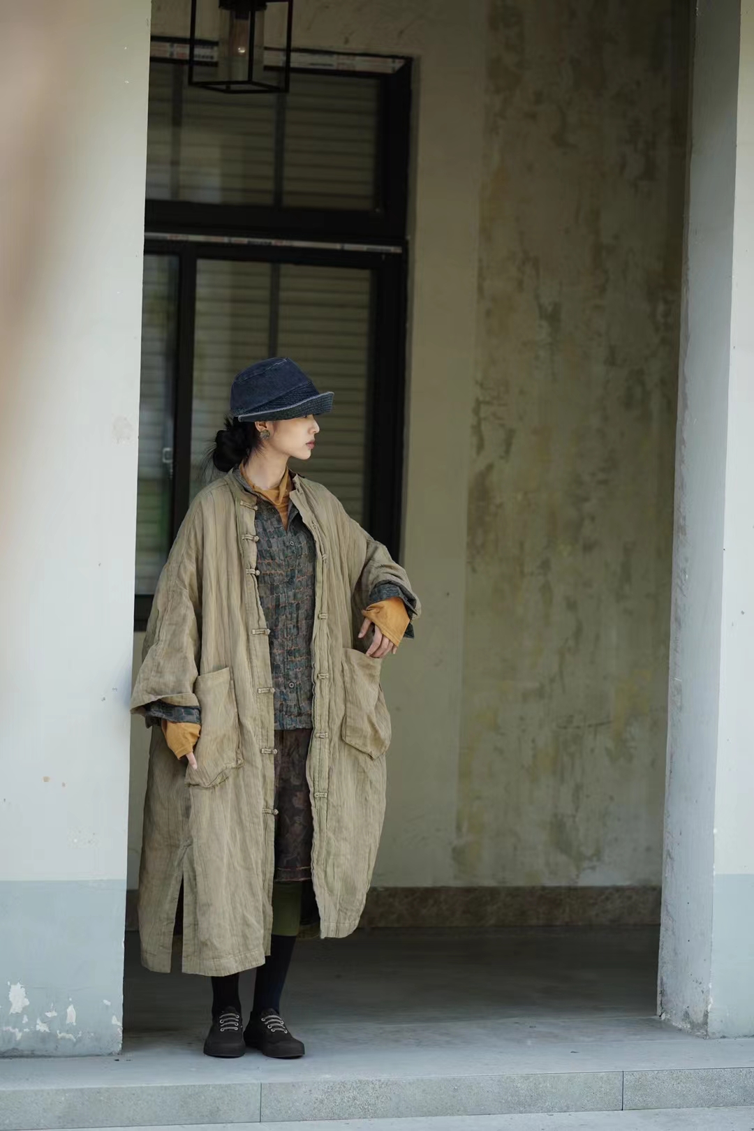 绿色纯亚麻双层盘口开衫