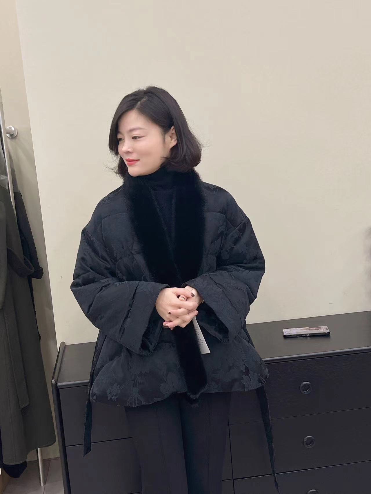 谭谭家-2023新品百搭冬季气质保暖宽松羽绒服-549