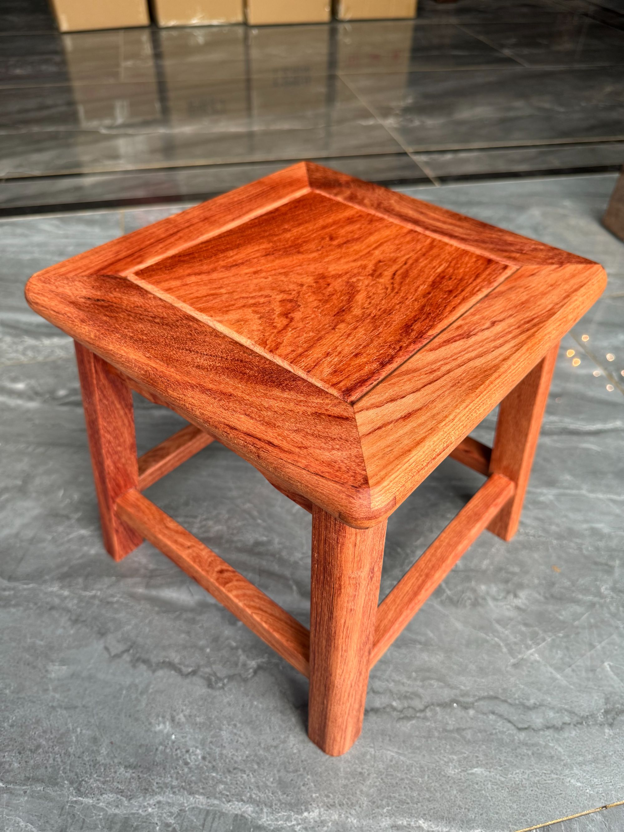 原木小方凳花梨木 【白胚】 