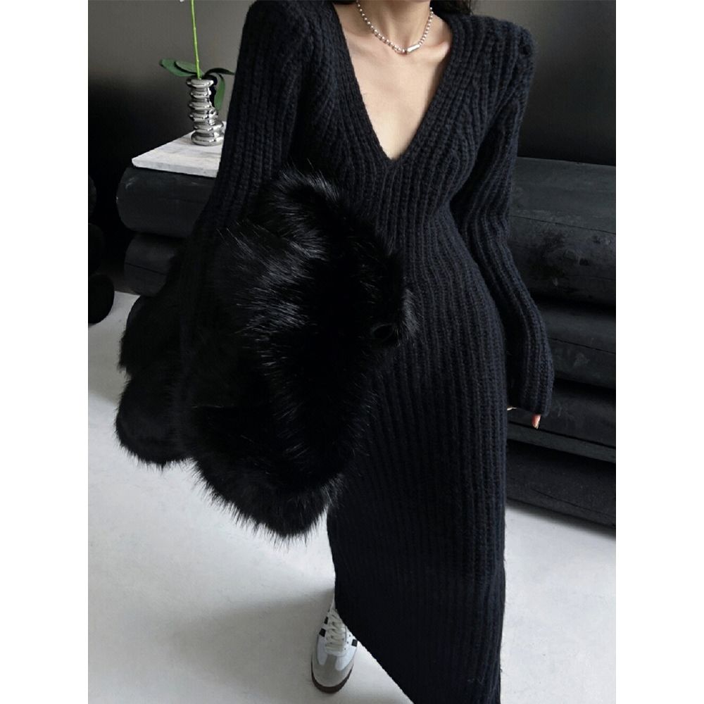 今年流行漂亮茶里茶气别致御姐风针织毛衣打底连衣裙子秋冬季长裙