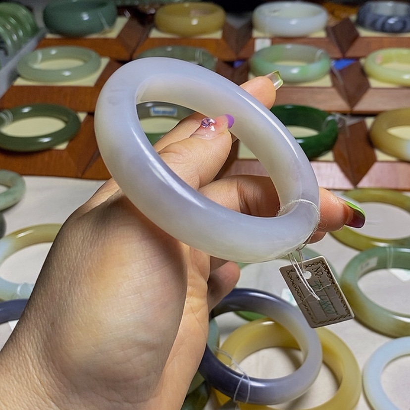 【闪购商品】和田玉冰白飘紫59未镶嵌心*