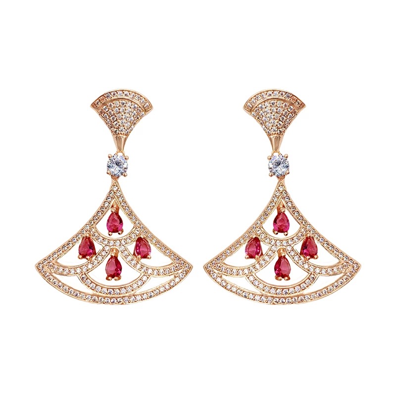 3098---18K金镶嵌红宝石百搭耳钉