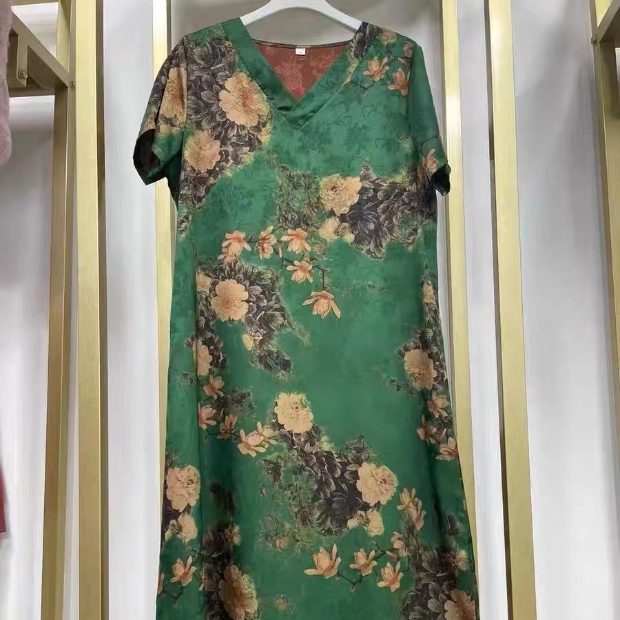 2025-25新款气质国风牡丹花连衣裙