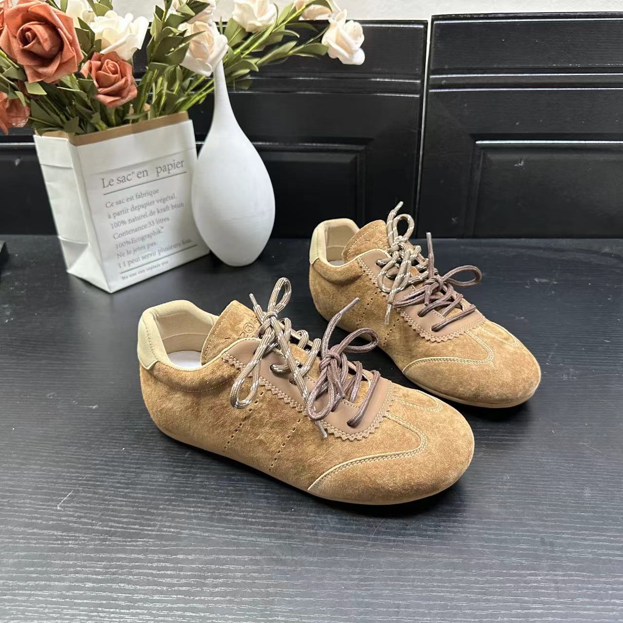 春季新款复古低帮百搭德迅鞋时尚平底冷粘工艺休闲鞋 X 检 138-16