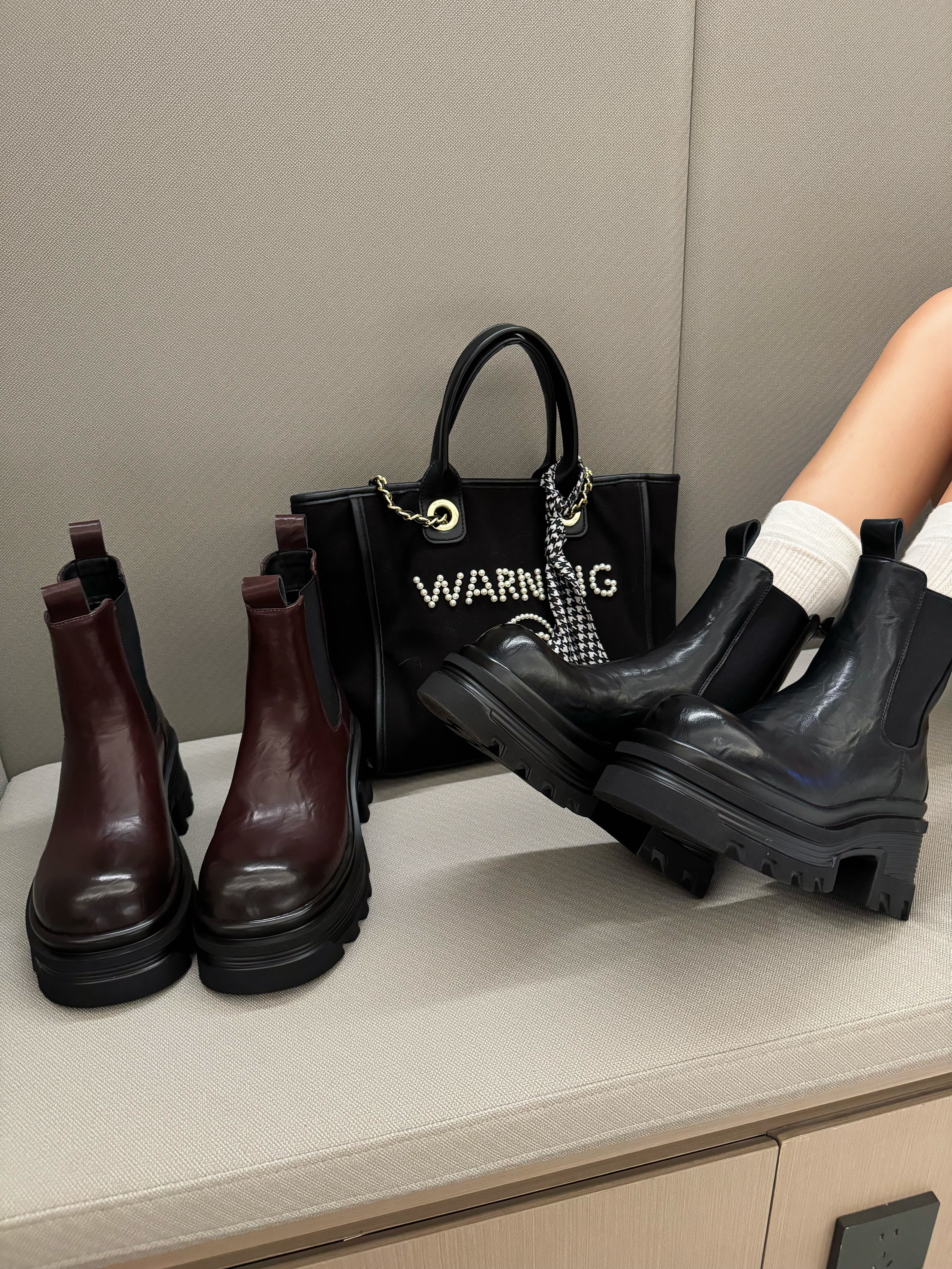 【流萤】冬季新款时尚女士马丁靴休闲厚底英伦风烟筒靴 X 检 0122-1