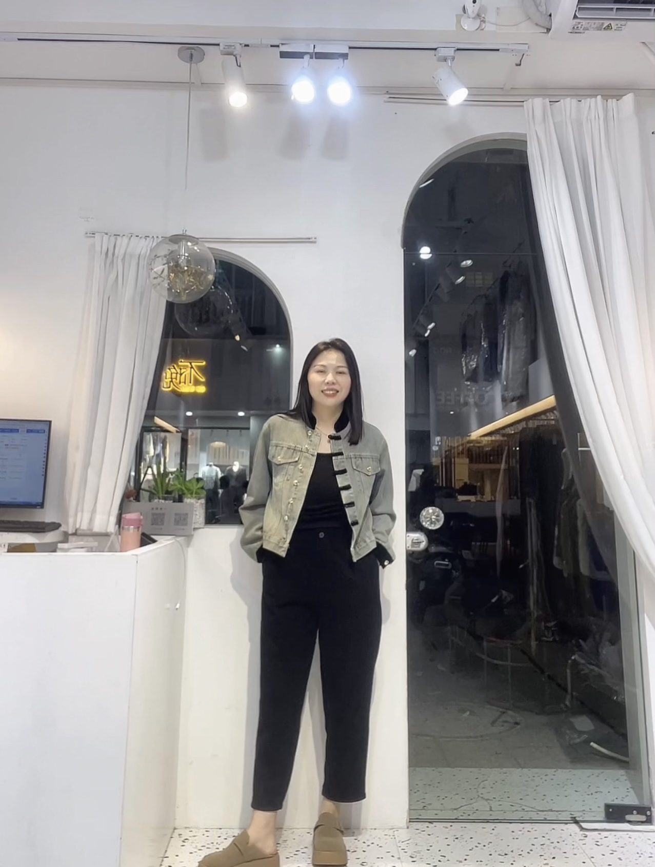 设计款国风短版牛仔外套