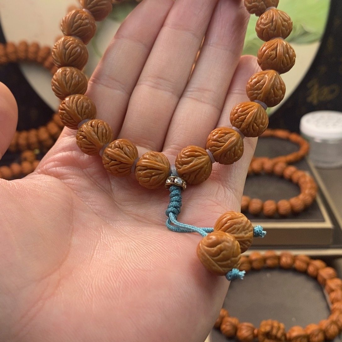 桃核手串13小龙飞手串