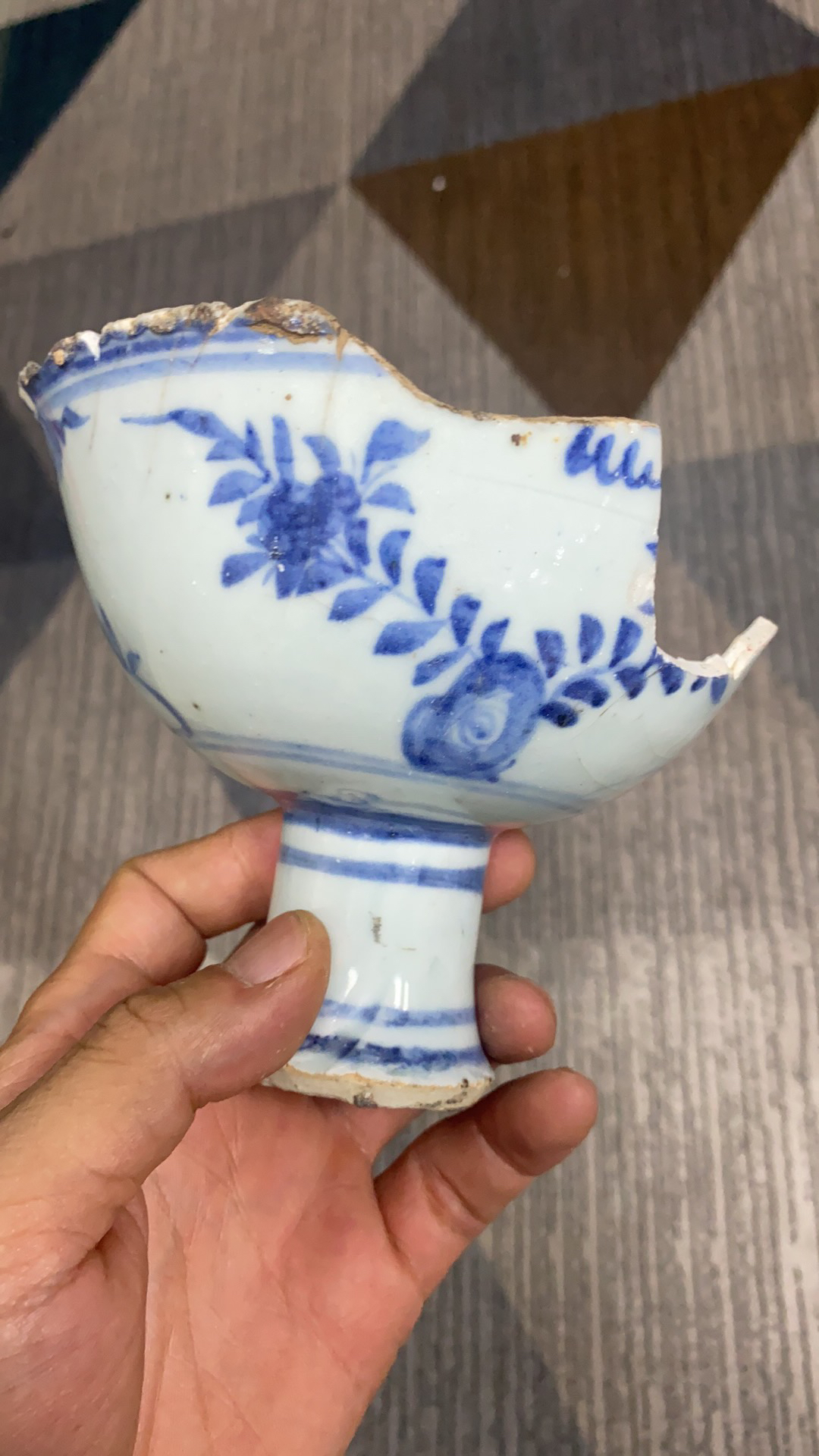 人物青花高足碗.....