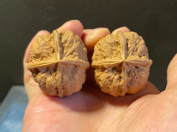 37云南野生铁核桃120116血麒麟四棱带阴皮