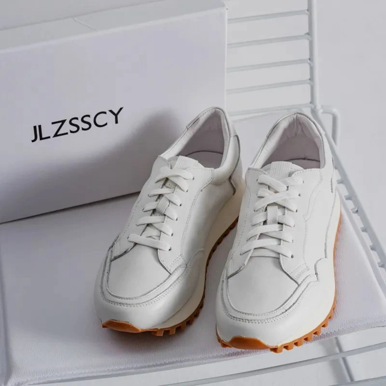 XX-1568头层牛皮阿甘小白鞋轻软底老爹男鞋