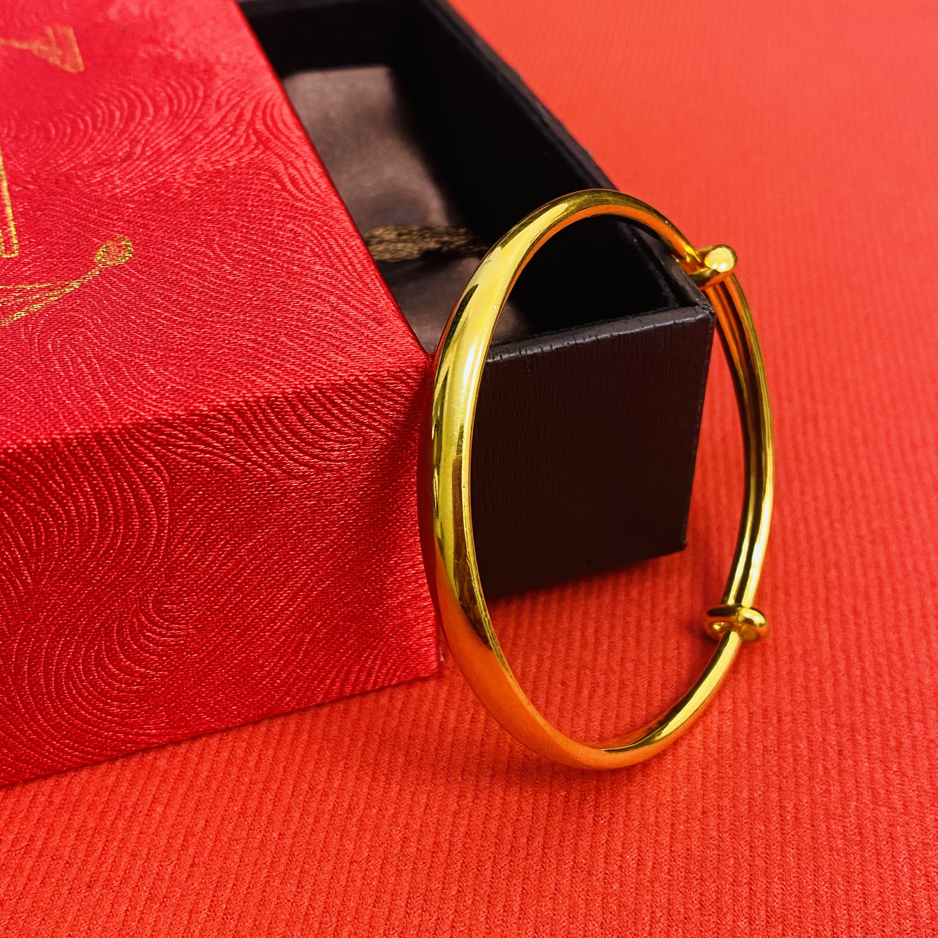 足银手镯 金包999足银推拉手镯女款时尚光面手环纯银镯子生日礼物