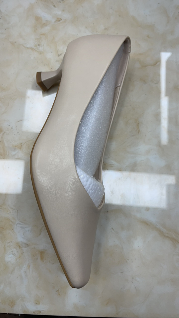 时尚潮流高跟女鞋2389