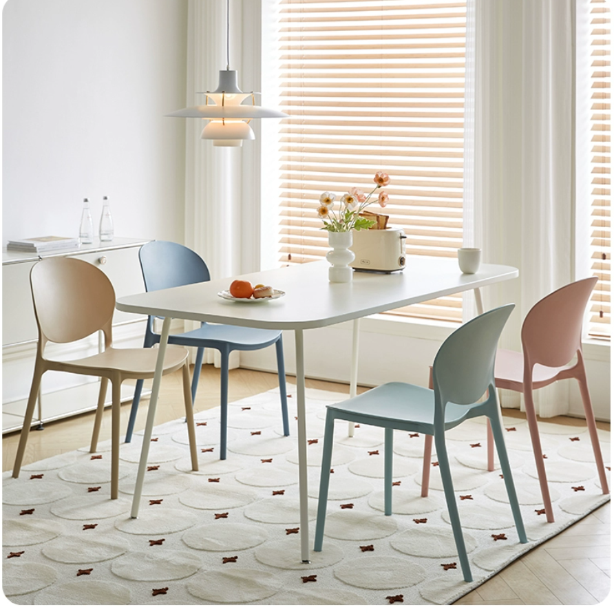 北欧简约塑料椅子家用餐椅成人休闲创意书桌椅舒服久坐靠背餐桌凳