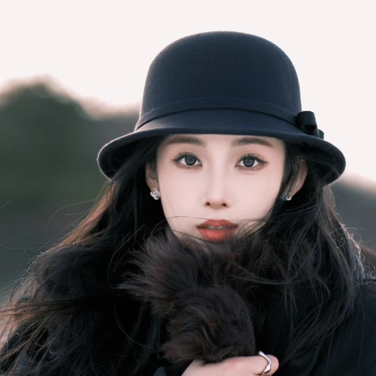 赫本风千金毛呢盆帽秋冬优雅气质礼帽女法式复古小檐蝴蝶结渔夫帽