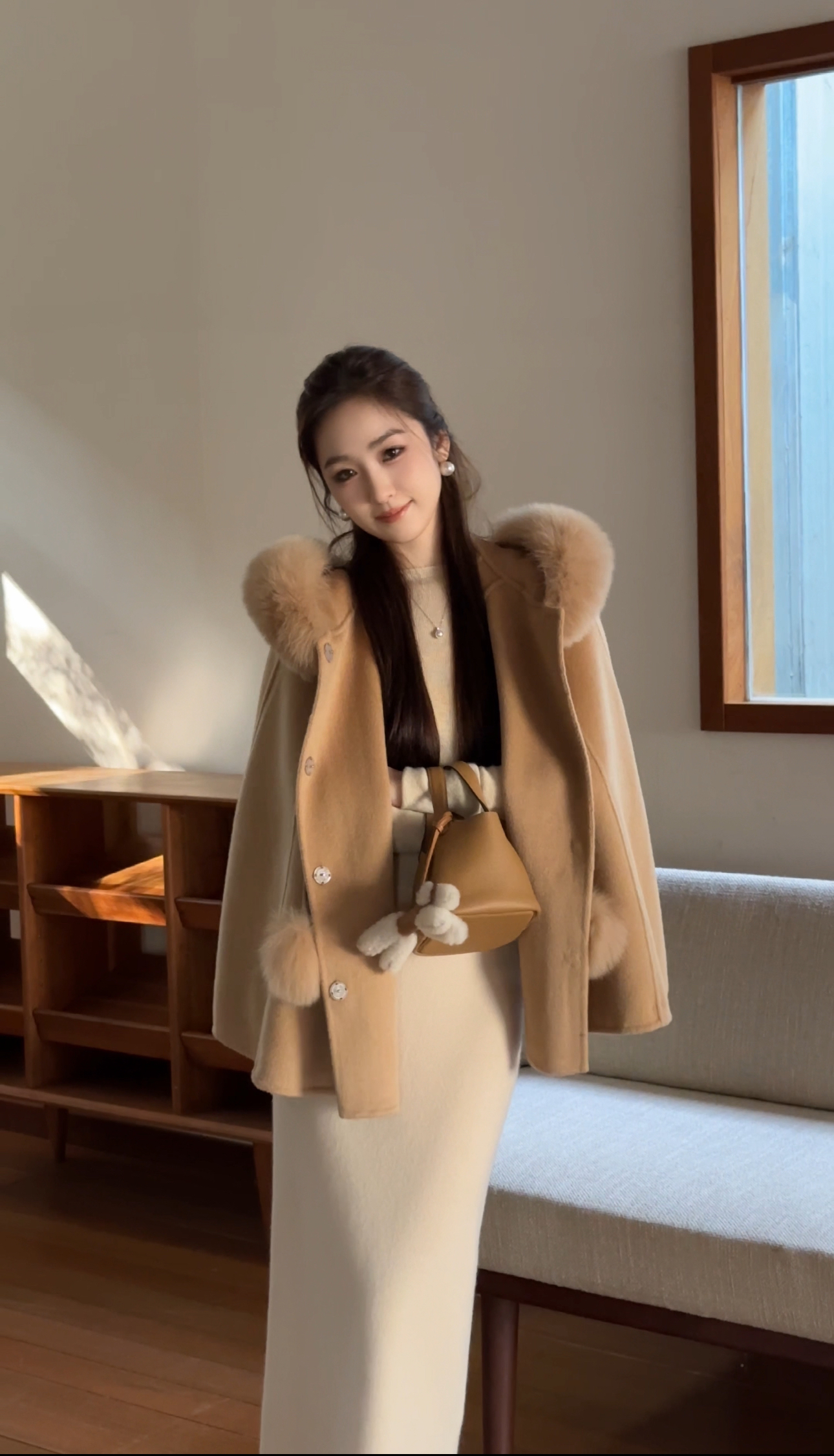 Madofit麻豆/1626 秋日恋人 高级感100羊毛双面尼狐狸毛斗篷外套