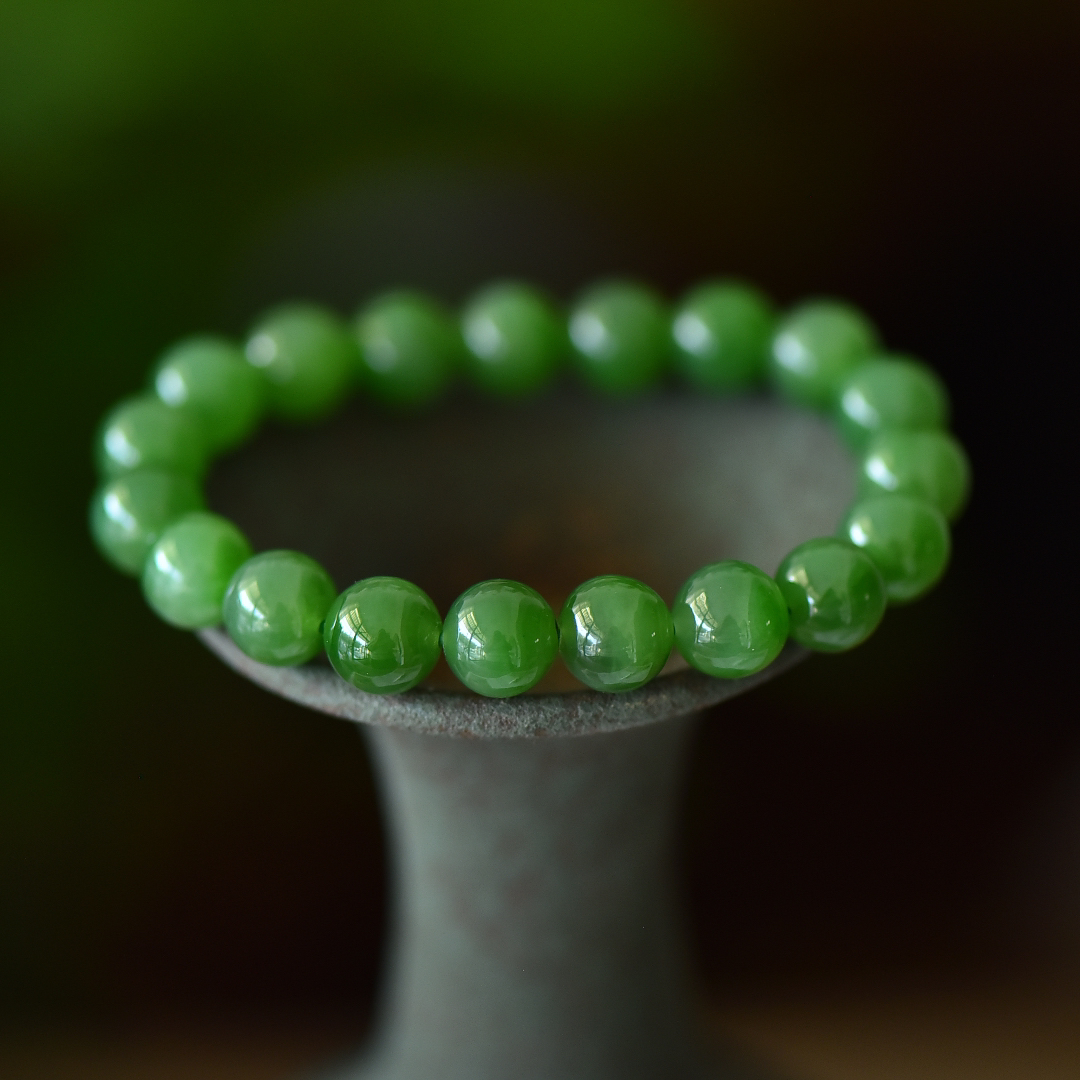 Q076凌云阁天然碧玉圆珠手串约10mm