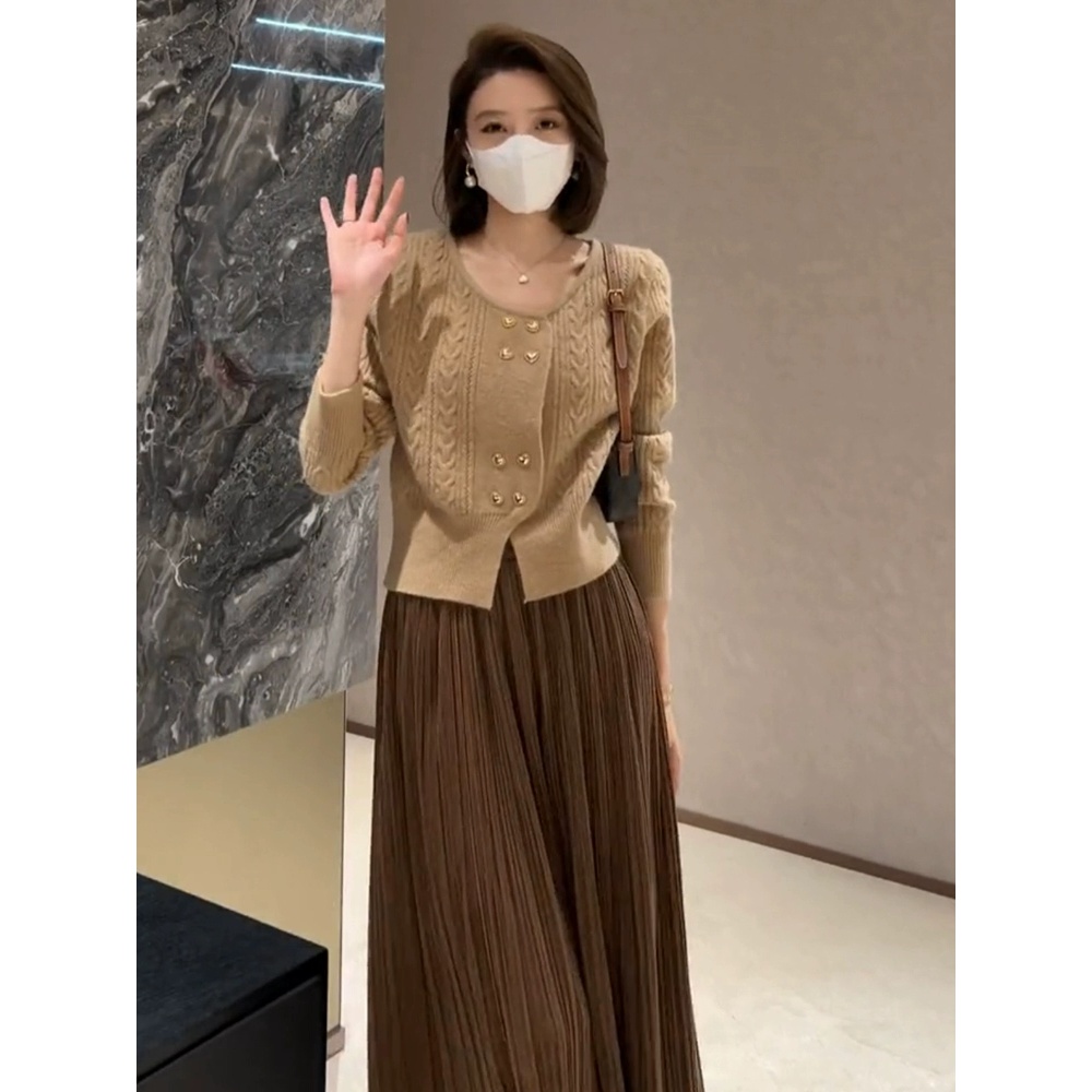 针织衫高级感盐系轻熟针织毛衣女2023修身气质春季新款超好看上衣