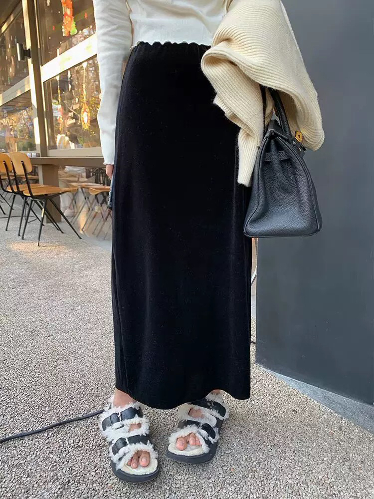 加绒版金丝绒半身裙黑色包臀裙长裙女秋季高复古显瘦中长款一步裙