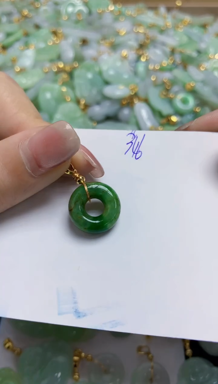 【闪购商品】翡翠挂件合金天然缅甸翡翠A货